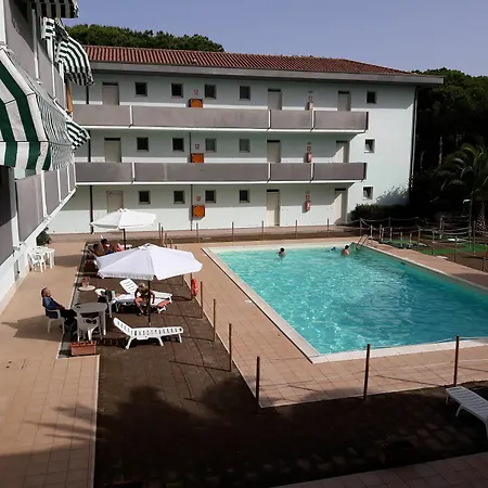 Aparthotel Pineta Principina a Mare